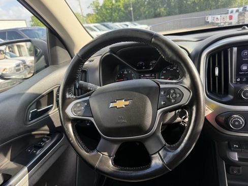 Used 2022 Chevrolet Colorado LT w/ Fleet Safety Package RWD image 19