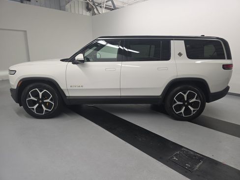 Used 2024 Rivian R1S Adventure Quad AWD/4WD image 2