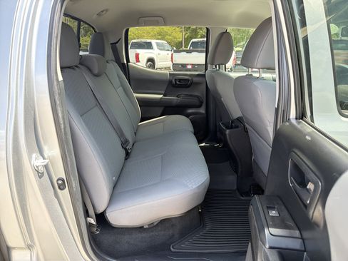 Certified 2022 Toyota Tacoma SR image 26
