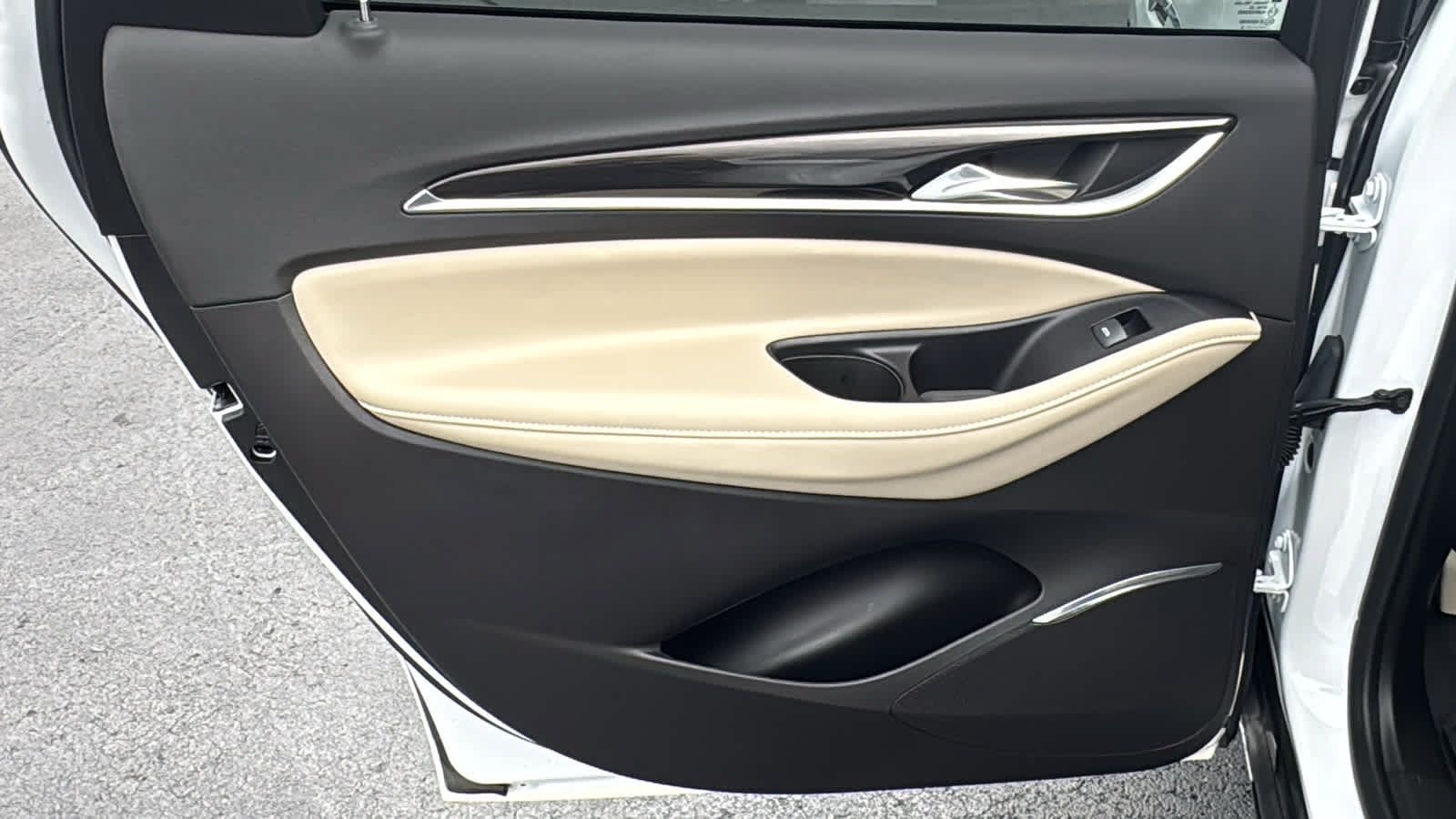 Certified 2019 Buick Enclave Premium w/ Trailering Package, 5000 lbs. AWD/4WD image 30