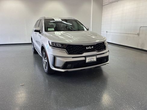 Used 2023 Kia Sorento EX AWD/4WD image 1