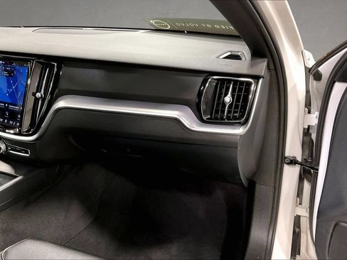 Used 2023 Volvo S60 B5 Plus w/ Climate Package AWD/4WD image 27