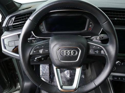 Used 2022 Audi Q3 2.0T Premium w/ Convenience Package image 8