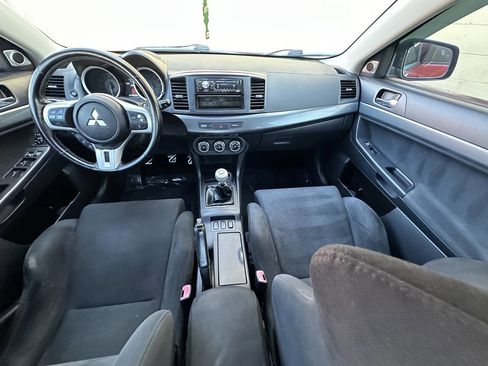 Used 2011 Mitsubishi Lancer Evolution GSR image 11