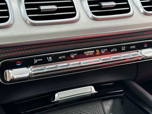 Used 2025 Mercedes-Benz GLE 63 AMG S image 21