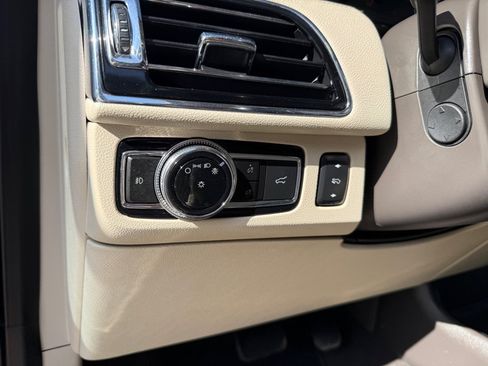 Used 2020 Lincoln Navigator L Reserve w/ Equipment Group 208A Reserve AWD/4WD image 20