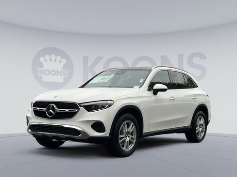 Used 2026 Mercedes-Benz GLC 300 4MATIC image 1