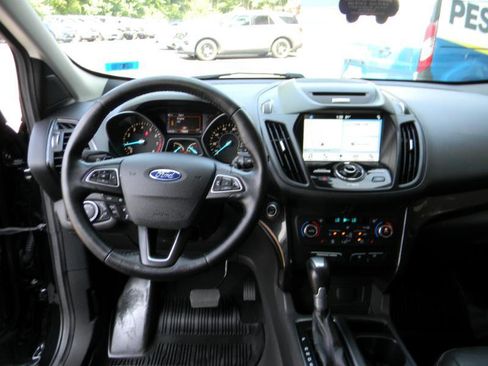 Used 2017 Ford Escape Titanium image 17