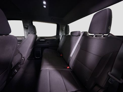 Used 2022 Chevrolet Silverado 1500 LT image 25