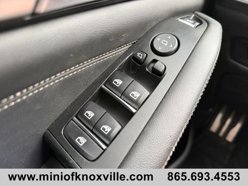 Used 2024 BMW X5 xDrive40i AWD/4WD image 28