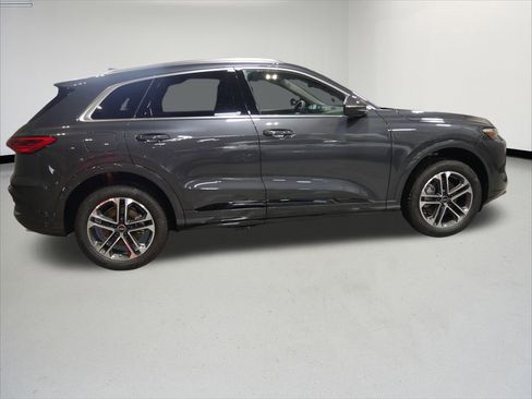 New 2026 Audi Q5 Premium Plus image 6