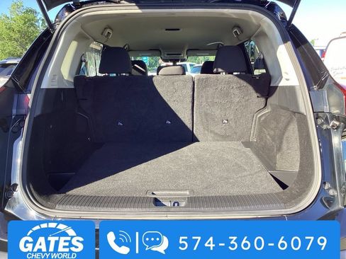 Used 2024 Nissan Rogue S AWD/4WD image 11