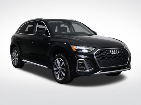 Used 2023 Audi Q5 2.0T Premium w/ Convenience Package AWD/4WD image 7