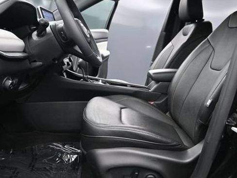 Used 2024 Jeep Compass Limited w/ Elite Group AWD/4WD image 9