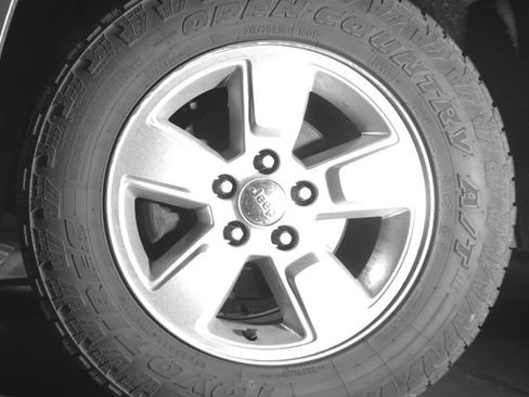Used 2014 Jeep Compass Sport w/ Power Value Group FWD image 9