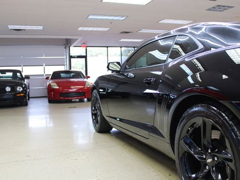 Used 2011 Chevrolet Camaro SS w/ RS Package image 25