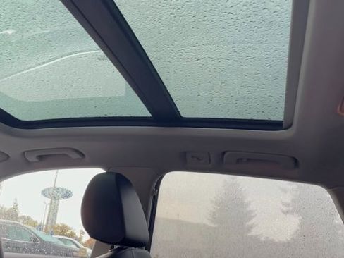 Used 2016 Audi A4 Premium image 26