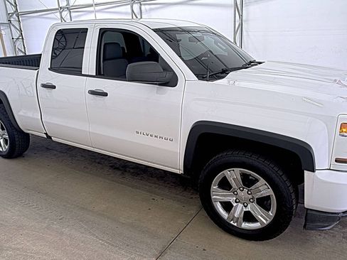 Used 2018 Chevrolet Silverado 1500 Custom AWD/4WD image 2