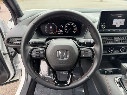 Used 2025 Honda HR-V Sport image 19