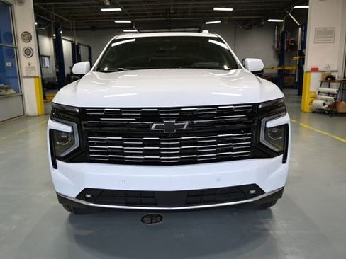 New 2026 Chevrolet Suburban High Country AWD/4WD image 2