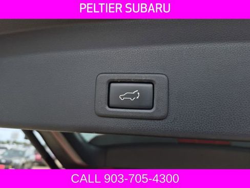 Used 2019 Subaru Ascent Premium AWD/4WD image 10