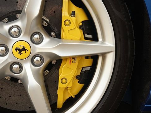 Used 2022 Ferrari F8 Tributo image 30