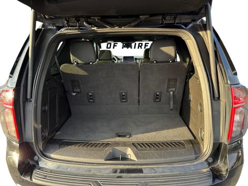 Used 2023 Chevrolet Tahoe LT AWD/4WD image 23