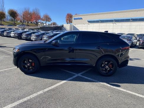 Used 2023 Jaguar F-PACE S image 4