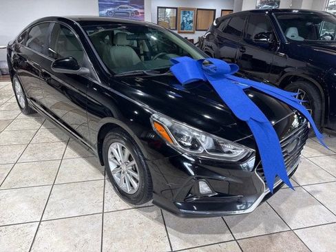 Used 2018 Hyundai Sonata SE w/ Winter Weather Package image 2