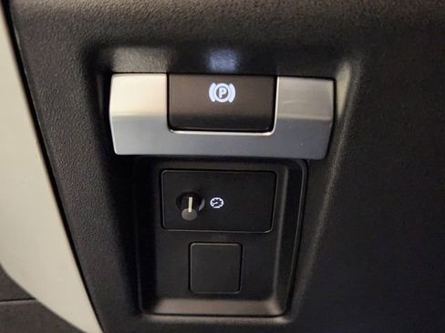 Used 2022 Land Rover Defender 110 S AWD/4WD image 22