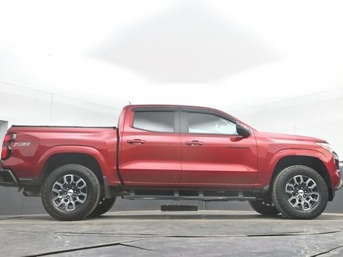 Used 2024 Chevrolet Colorado Z71 w/ Z71 Convenience Package 2 AWD/4WD image 49
