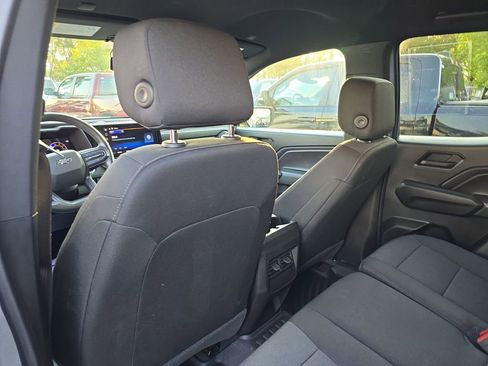 Used 2025 Chevrolet Colorado Trail Boss AWD/4WD image 13