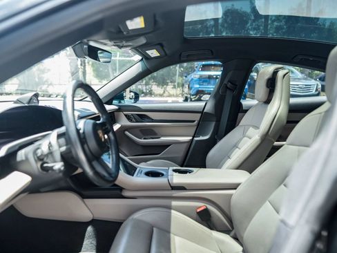 Used 2021 Porsche Taycan RWD image 14