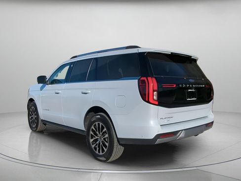 Certified 2025 Ford Expedition Platinum image 20