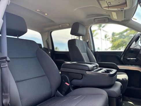 Used 2017 Chevrolet Silverado 1500 LT w/ All Star Edition image 9