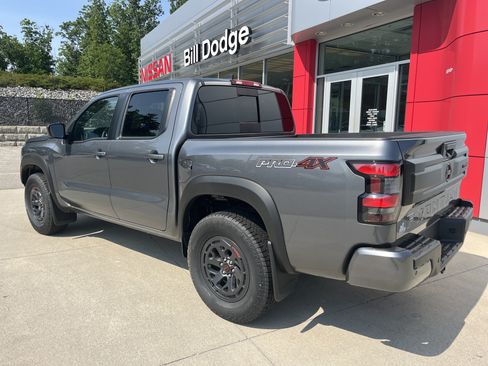 New 2026 Nissan Frontier PRO-4X w/ Pro-4x Convenience Package AWD/4WD image 5