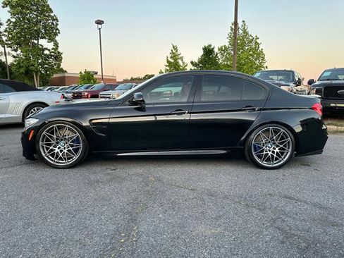 Used 2017 BMW M3 RWD image 8