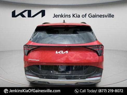 Used 2026 Kia Sportage SX FWD image 5
