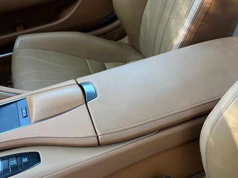 Used 2018 Lexus LC 500h w/ Touring Package image 24