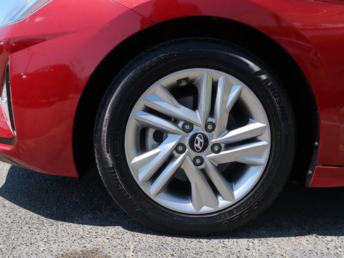Used 2019 Hyundai Elantra SEL image 49