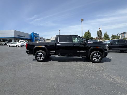 Used 2025 GMC Sierra 2500 Denali w/ Denali Reserve Package AWD/4WD image 7