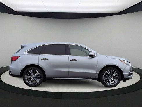 Used 2018 Acura MDX w/ Technology & Entertainment image 9
