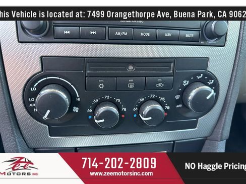 Used 2005 Chrysler 300 SRT8 w/ SRT Option Group II image 35