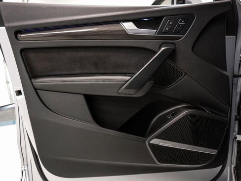 Used 2022 Audi SQ5 Prestige w/ Prestige Package image 38