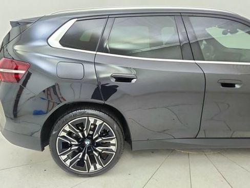 Used 2025 BMW X3 xDrive30i AWD/4WD image 12