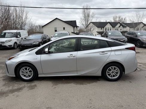 Used 2022 Toyota Prius LE image 8