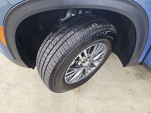 Certified 2024 Chevrolet Traverse LT image 38