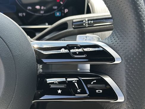 Certified 2025 Mercedes-Benz GLC 350e 4MATIC image 29