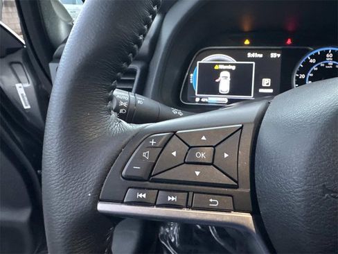Used 2025 Nissan Leaf SV Plus image 15
