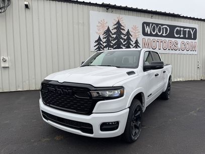 New 2025 RAM 1500 4x4 Crew Cab